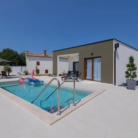 House Bronzin By Istra Vacation Casa de Férias Kanfanar